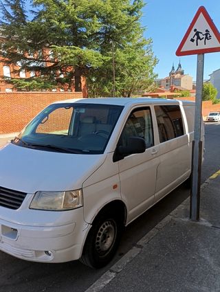 Volkswagen Transporter T5 2005