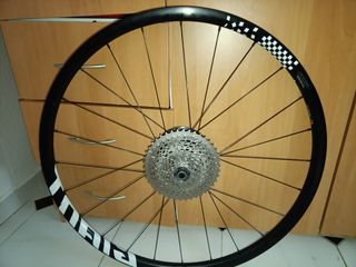 Ruedas Giant Gravel Disc