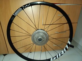 Ruedas Giant Gravel Disc