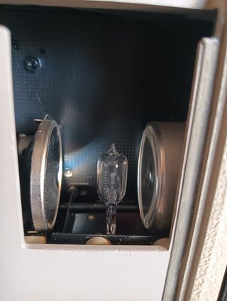 Proyector Eumig P8 Beige/Negro