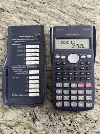 Calculadora Casio fx-82MS