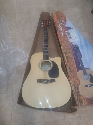 Guitarra Electroacústica Daytona