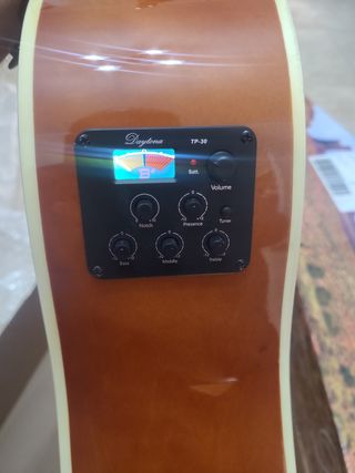 Guitarra Electroacústica Daytona