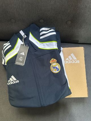 Chaqueta Real Madrid Adidas Negra y Blanca