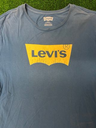 Camiseta Levi’s Azul Vintage Logo Amarillo Desgastado Streetwear Y2K