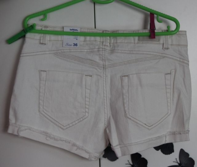 Shorts blancos Lefties