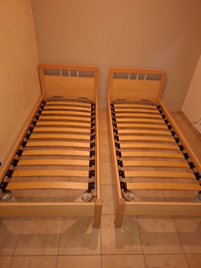 Coppia Letti Singoli Legno e Metallo