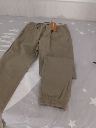 Pantalón verde hombre