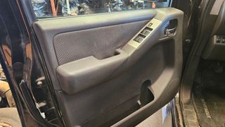 ELEVALUNAS DELANTERO IZQUIERDO NISSAN PATHFINDER (R51)