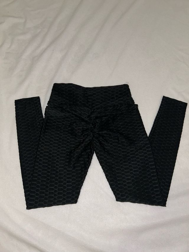 Mallas negras texturizadas