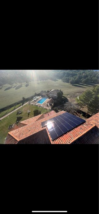 Hacemos instalaciones fotovoltaicas aisladas.