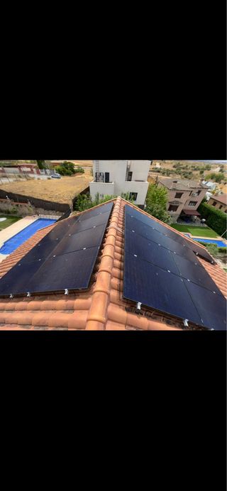 Hacemos instalaciones fotovoltaicas aisladas.