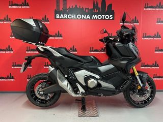 HONDA X-ADV750 DEL AÑO 2024 !!! COMO NUEVA !!!