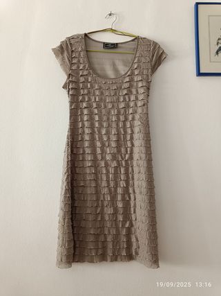 Vestido volantes gris verdoso Talla S