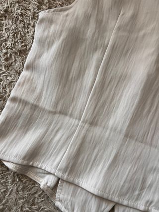 Chaleco botones Stradivarius Talla S