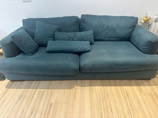 Sofá azul de tela
