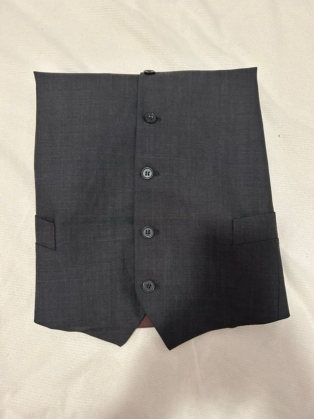 Chaleco de vestir hombre gris