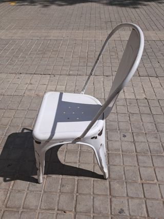Silla de metal estilo vintage