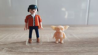Figura Gizmo estilo Playmobil