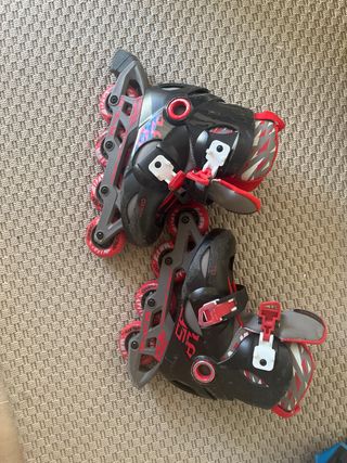 Patines en línea Oxelo con protecciones y bolsa