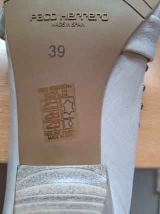 ZAPATOS DE MUJER DE PIEL