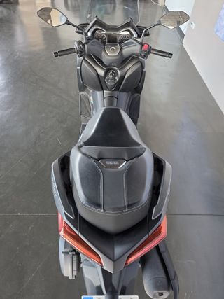 Yamaha Xmax 125