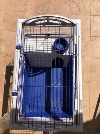 Jaula para cobayas o roedores con inodoro