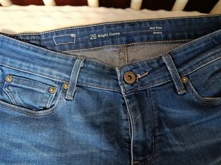 Pantalón Levi's chica Talla 36 tiro bajo