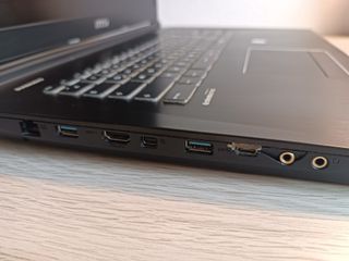Portátil 17 MSI Apache PRO i7 32Gb GTX1070