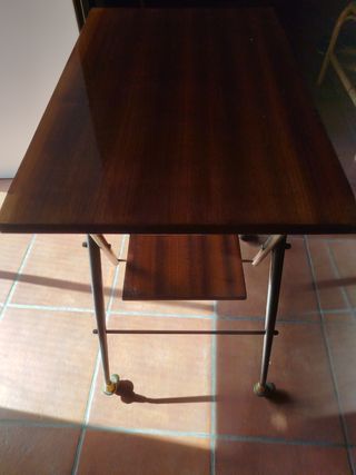 Mesa antigua madera y metal