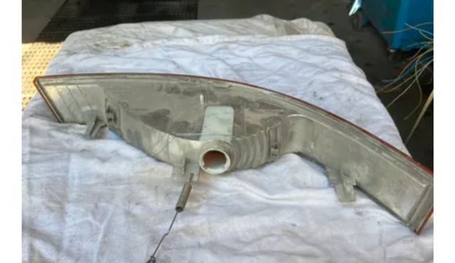 Piloto Dianteiro Direito. Renault Master