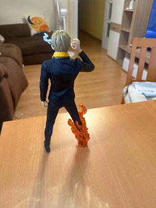 Figura Sanji One Piece con efecto de fuego – 33 cm