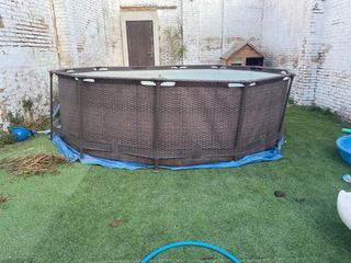 Piscina desmontable efecto mimbre