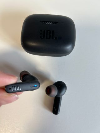 Auriculares JBL Tune 230 NC TWS Negros