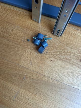 Perchero Armario Metálico Gris