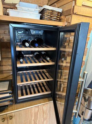 Vinoteca Cava 24 Botellas