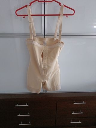 Faja colombiana reductora con tirantes