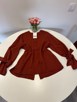Camisa de Zara Talla S Color Terracota Manga Larga
