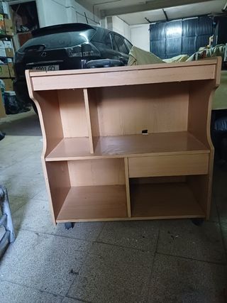 Mesa de TV de madera