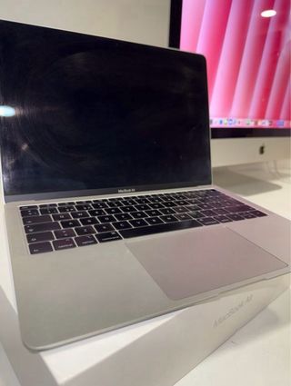 MacBook Air 2019 Plata/Gris Espacial