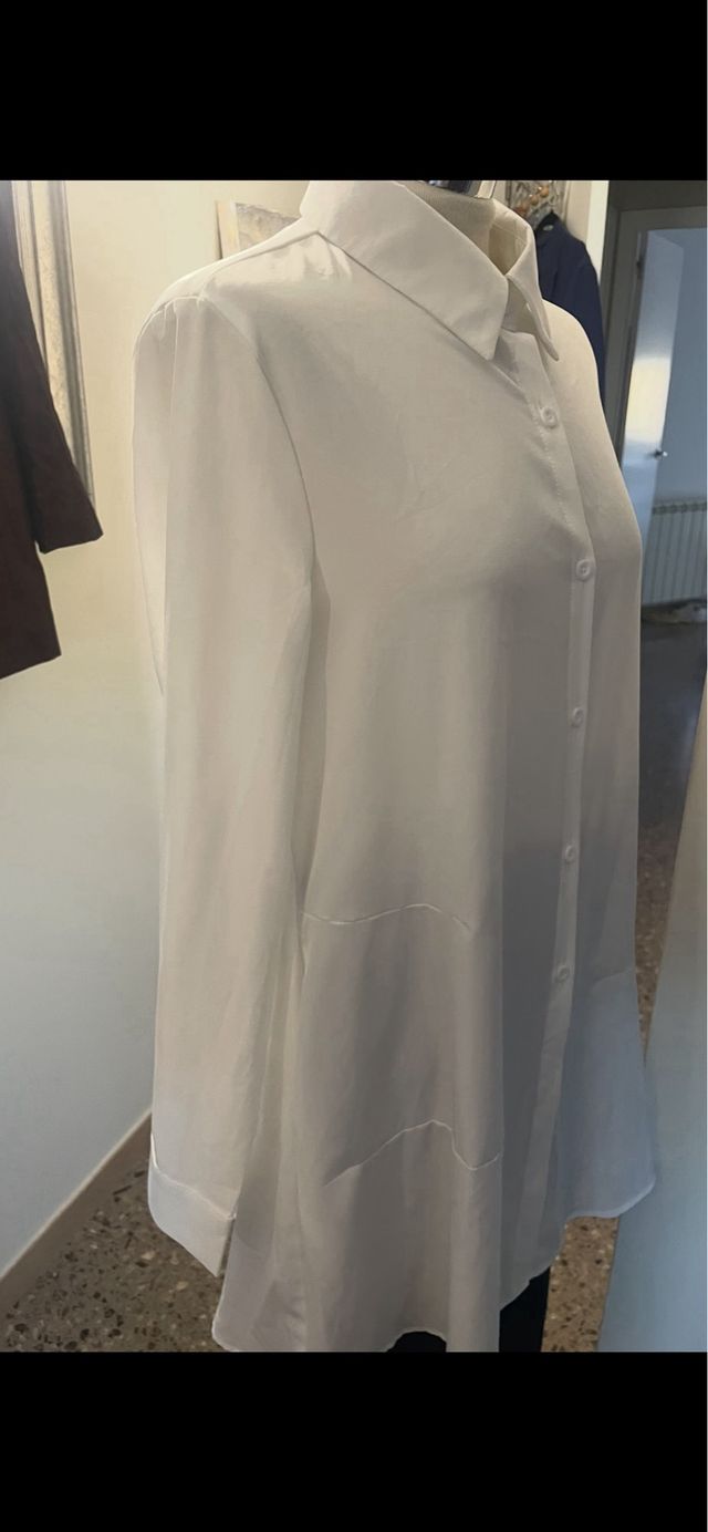 Camisa blanca larga 