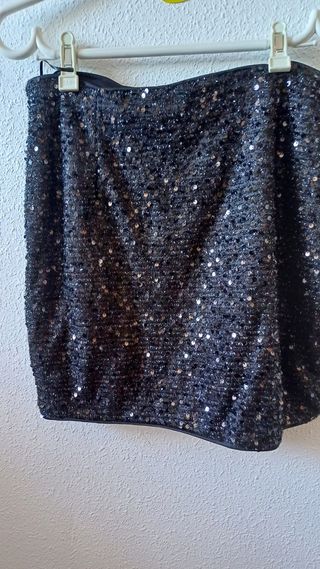 Falda de lentejuelas negra