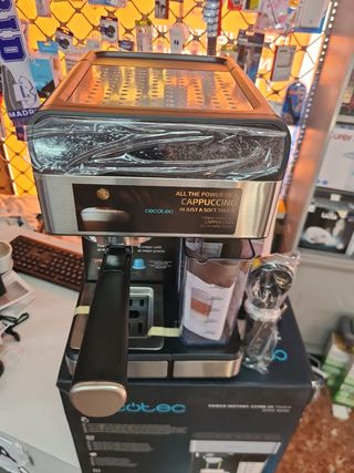 Cafetera Cecotec Power Instant-ccino 20
