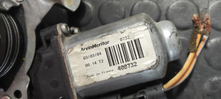 Motor elevalunas delantero derecho 114144 (AG) Re