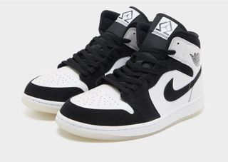 Jordan AJ1 Mid Exclusivas Negro Blanco