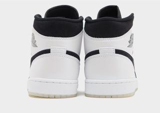 Jordan AJ1 Mid Exclusivas Negro Blanco