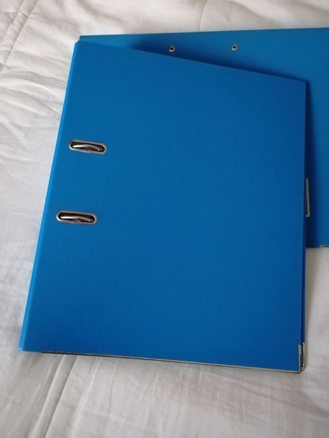 Archiviatore per documenti blu