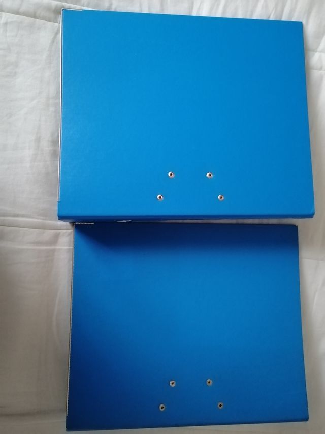 Archiviatore per documenti blu