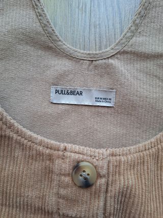Peto de pana de Pull&Bear talla M.