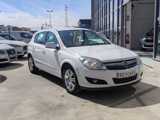 Opel Astra Edition *con garantía*